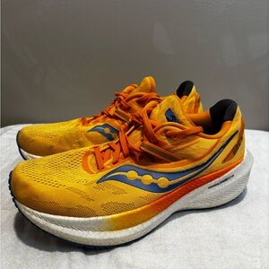 Saucony Triumph 20 Running Shoes Gold Horizon size 10 women